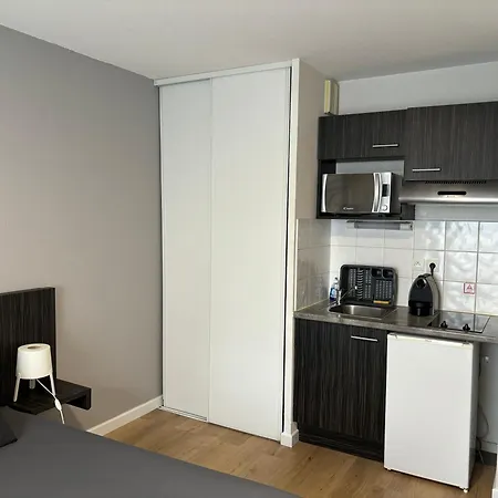 Aisme Apartamento *